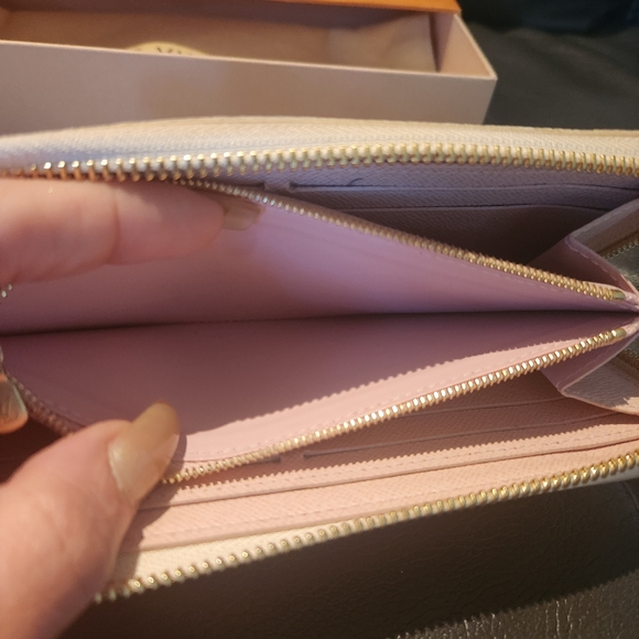 Louis Vuitton Clemence Trunk Limited Edition Wallet White Damier Blue Pink - Picture 5 of 16